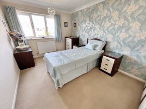 Bedroom- click for photo gallery
